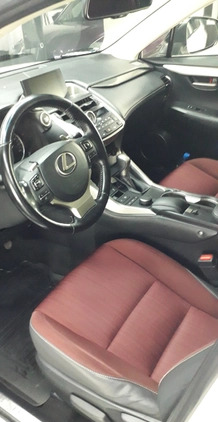 Lexus NX cena 116900 przebieg: 172000, rok produkcji 2016 z Tarnów małe 154
